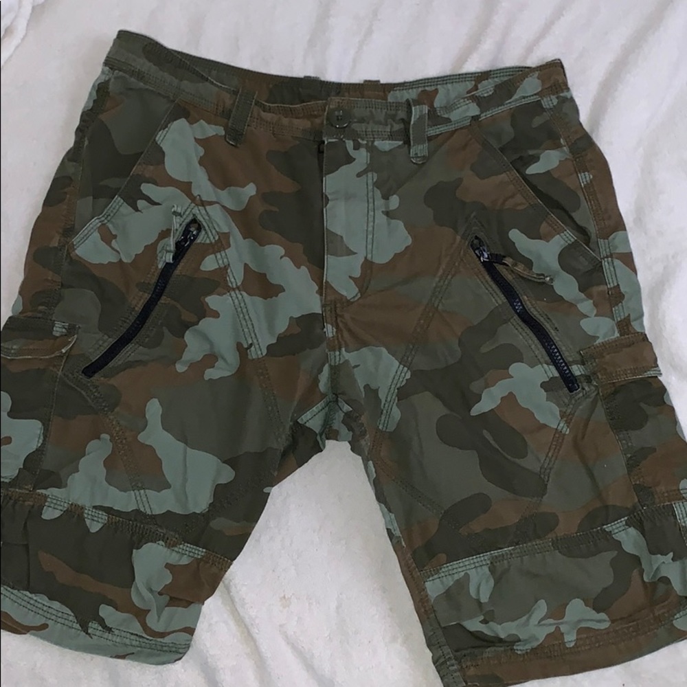 Men’s camo short